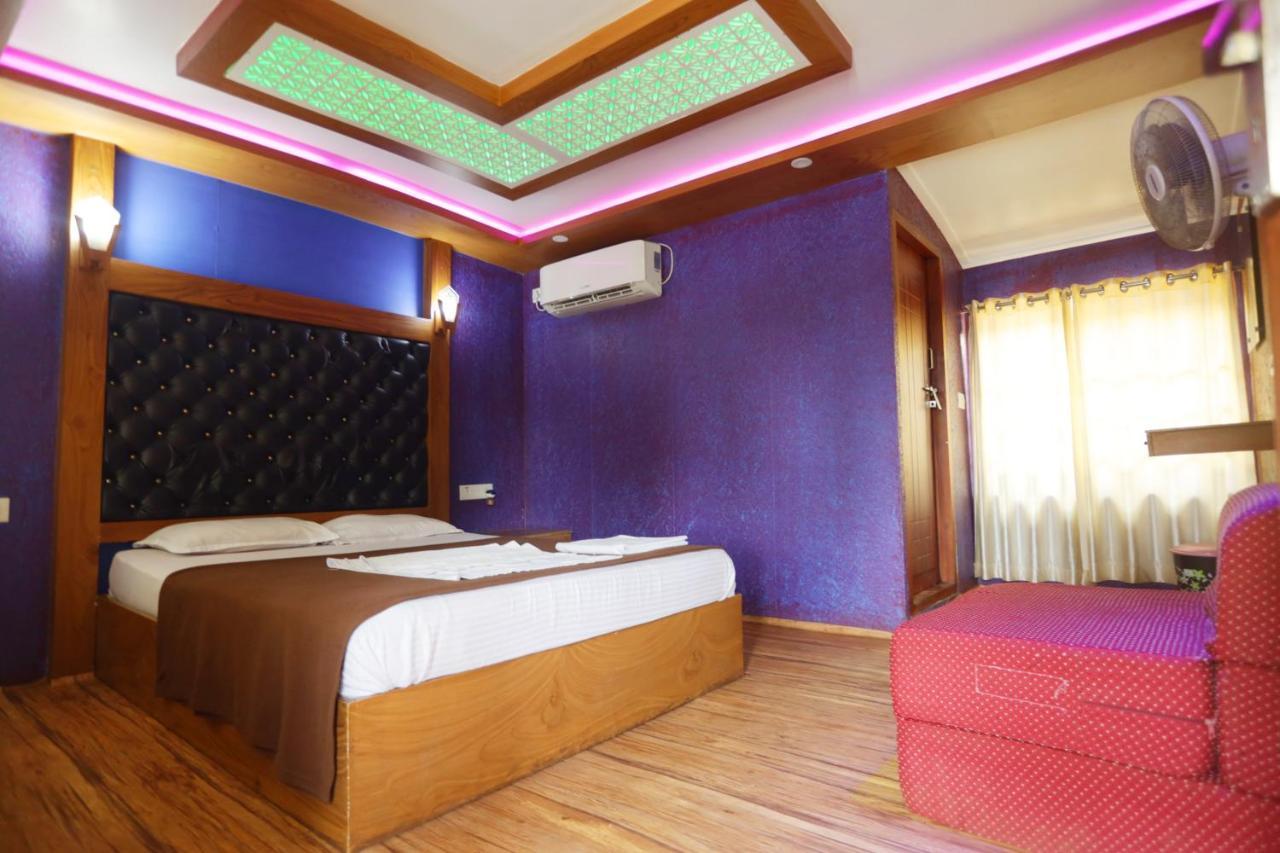 Harmony Houseboats Hotel Alappuzha Екстериор снимка